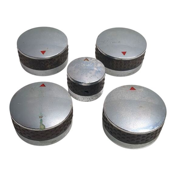 Dyna-Glo Propane Gas BBQ Grill DGA480BSP Control Replacement Knobs set of 5 OEM - Picture 1 of 12